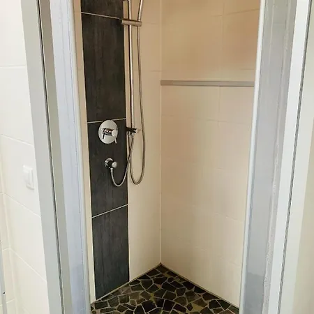 Semesterbostad Julia *